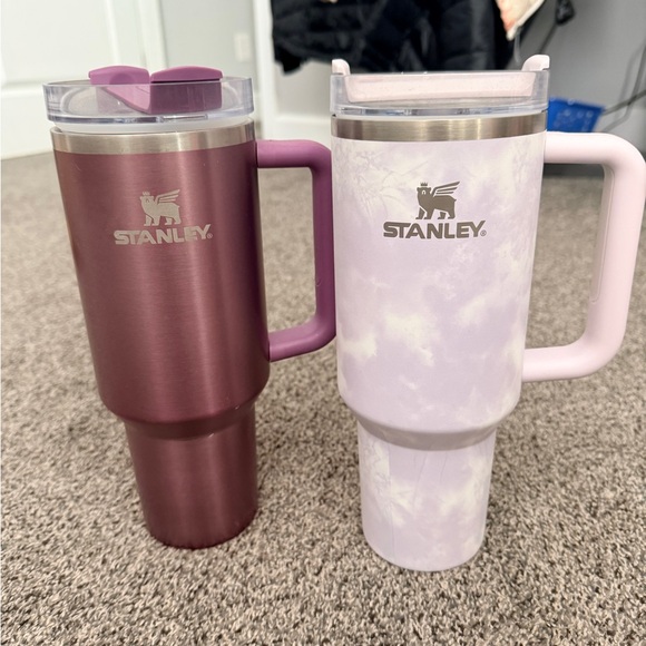 2 Stanley Insulated Mugs - chrome purple and Light tie dye purple and white - Picture 1 of 9